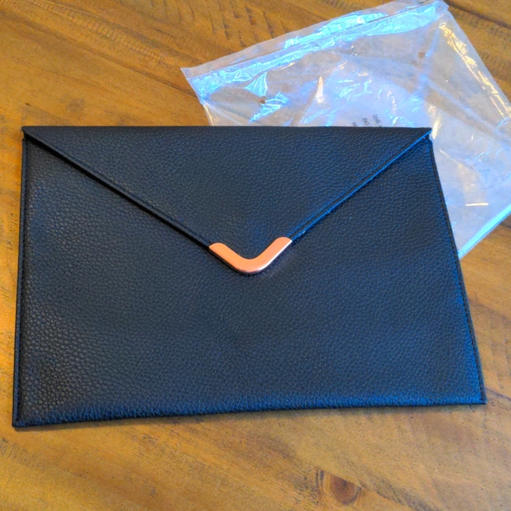 Clutch bag